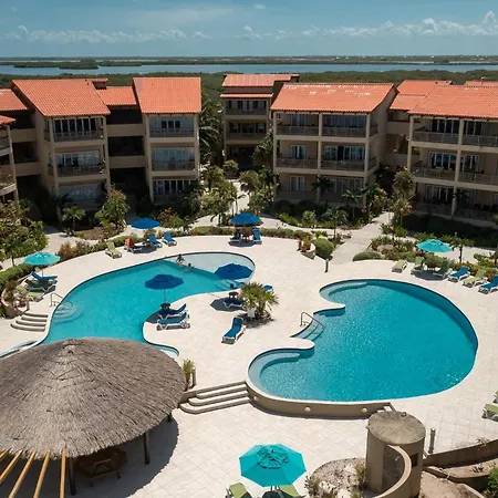 Residences At Barrier Reef 15A Garden View 1 Bedroom By Stay Floreo